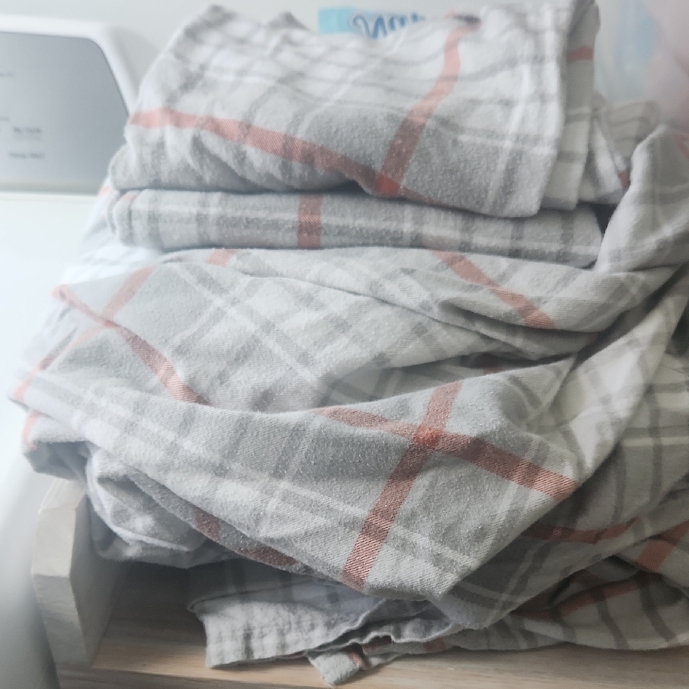 Plaid Gray and Orange Home Bedding Set
